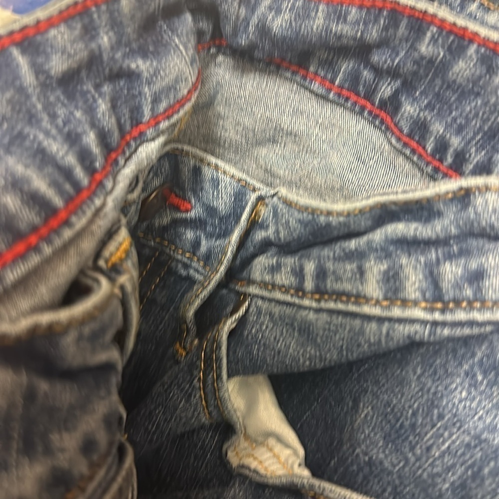 9. Women’s wranglers size 9 x 36 - Picture 7 of 7